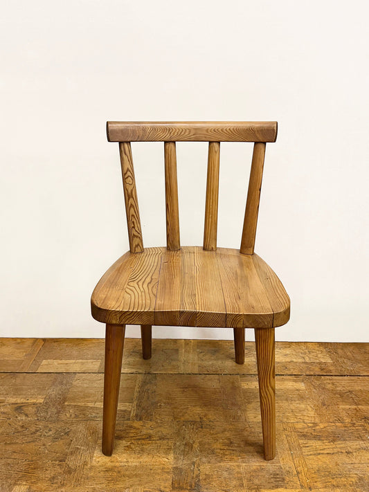 Axel Einar Hjorth, Stolar, "Utö"